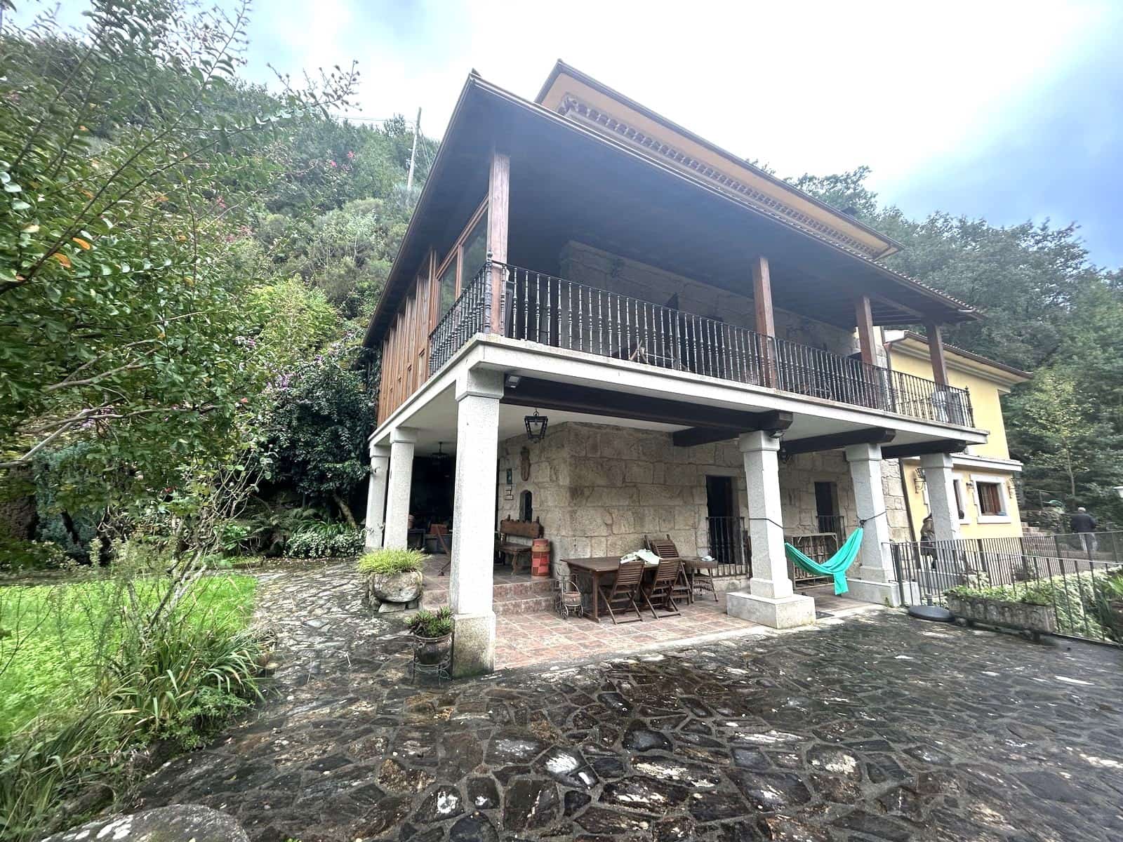 9 soveværelse Finca/Landehus til salg i Nogueira de Ramuin med swimmingpool - € 550.000 (Ref: 8575826)