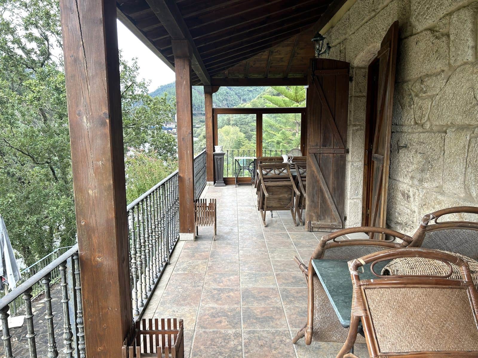 9 soveværelse Finca/Landehus til salg i Nogueira de Ramuin med swimmingpool - € 550.000 (Ref: 8575826)