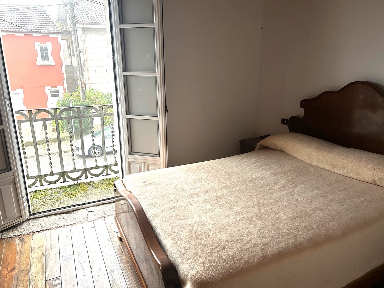 4 soveværelse Finca/Landehus til salg i Vilamarin med garage - € 83.000 (Ref: 8703420)