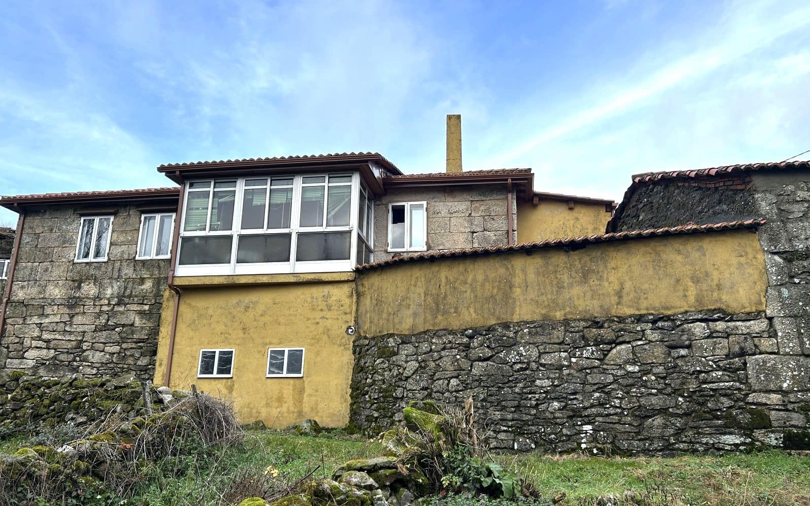 4 soveværelse Finca/Landehus til salg i Parada de Sil - € 85.000 (Ref: 8758549)