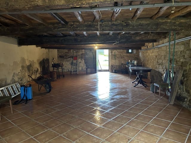 4 soveværelse Finca/Landehus til salg i Parada de Sil - € 85.000 (Ref: 8758549)