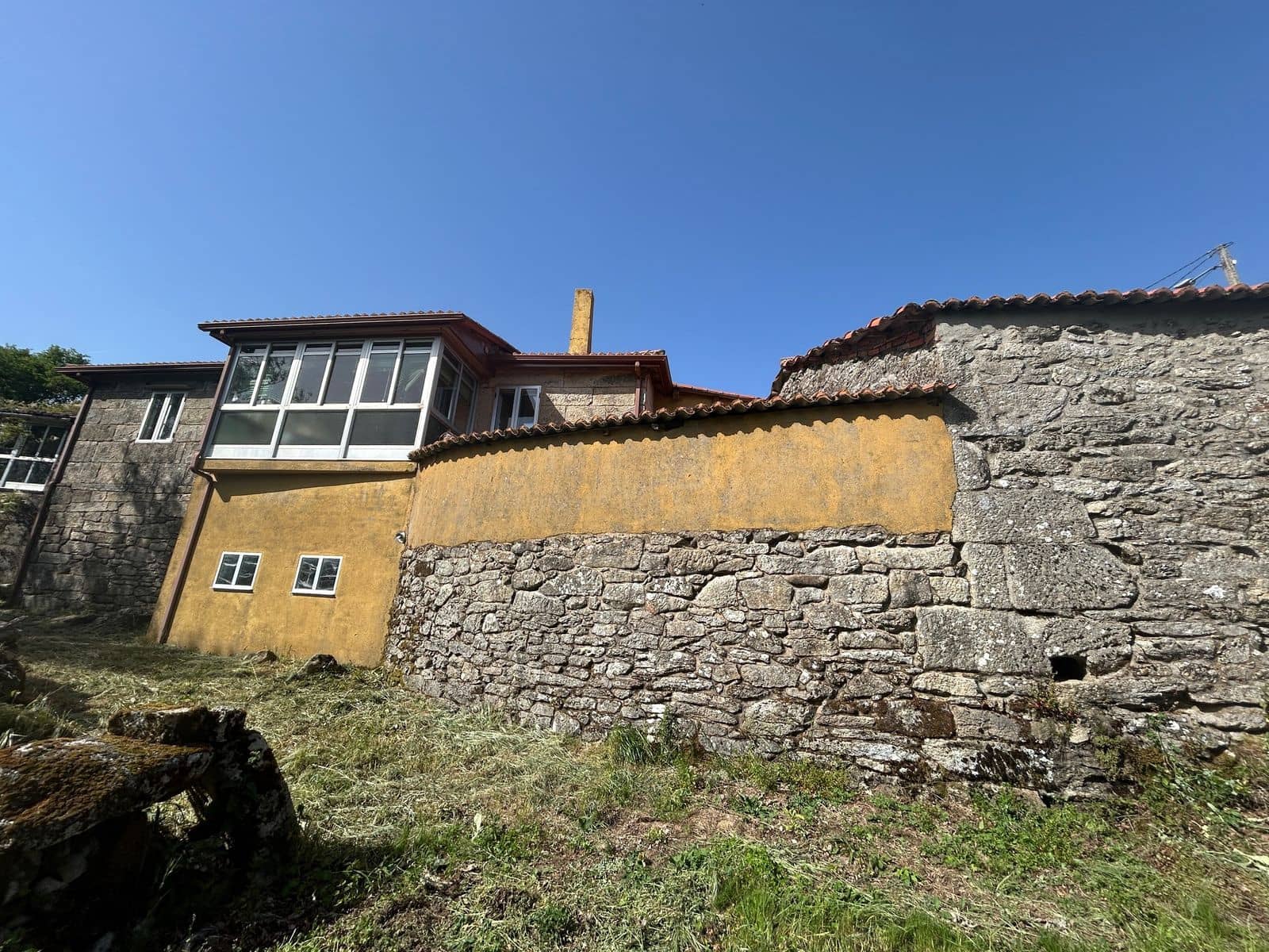 4 bedroom Finca/Country House for sale in Parada de Sil - € 80,000 (Ref: 8758549)