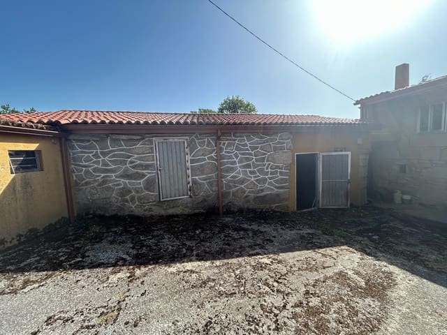 4 soverom Finca/Herregård til salgs i Parada de Sil - € 80 000 (Ref: 8758549)