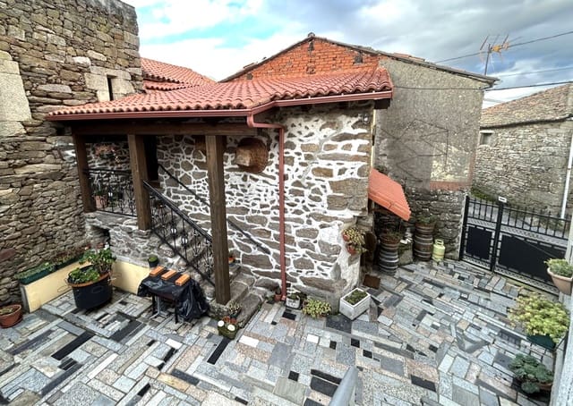 5 quarto Quinta/Casa Rural para venda em A Teixeira - 140 000 € (Ref: 8887275)