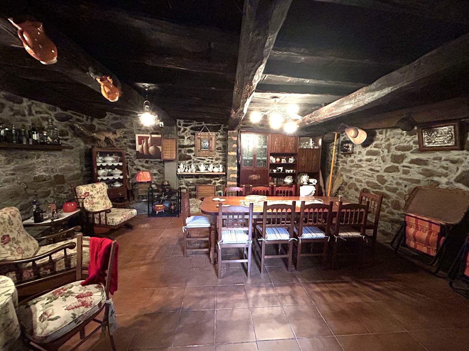 5 soveværelse Finca/Landehus til salg i A Teixeira - € 140.000 (Ref: 8887275)