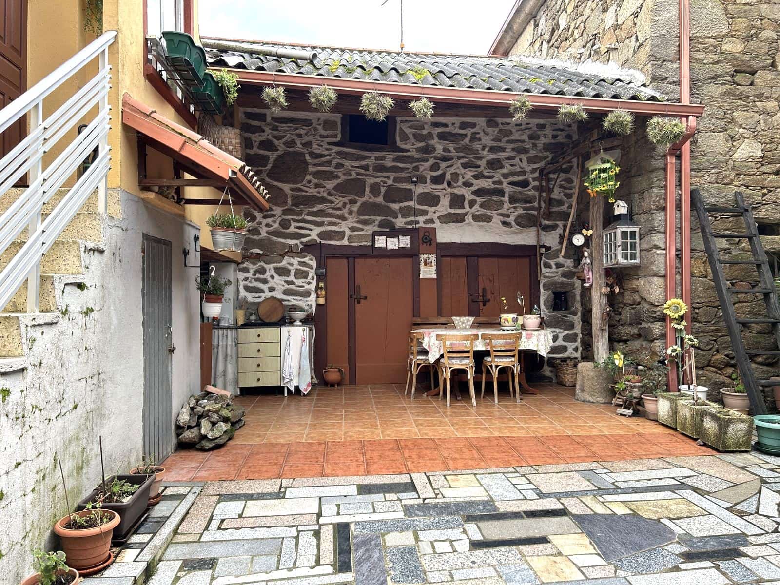 5 soveværelse Finca/Landehus til salg i A Teixeira - € 140.000 (Ref: 8887275)