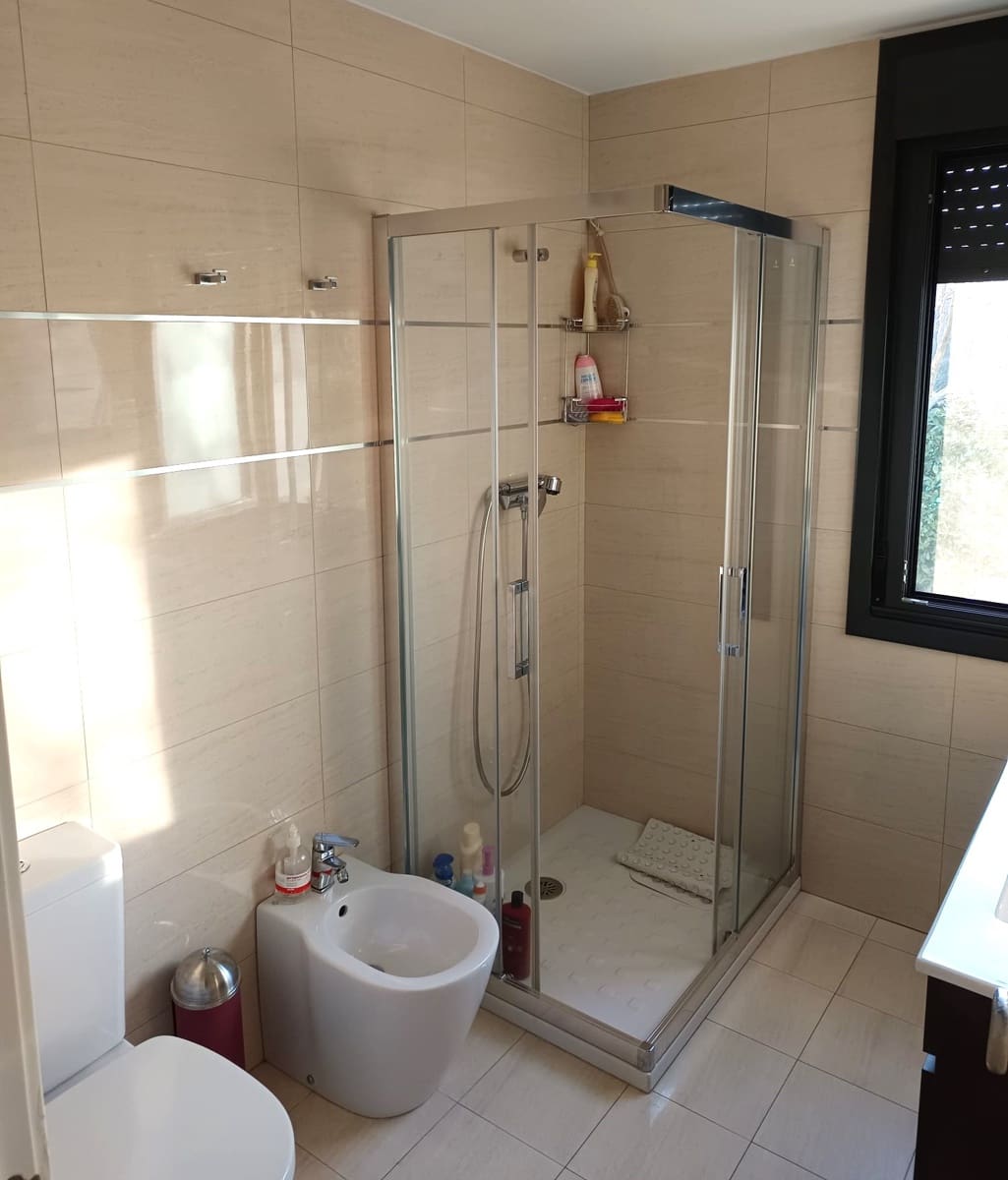 4 soveværelse Finca/Landehus til salg i Verin med swimmingpool garage - € 330.000 (Ref: 8920407)