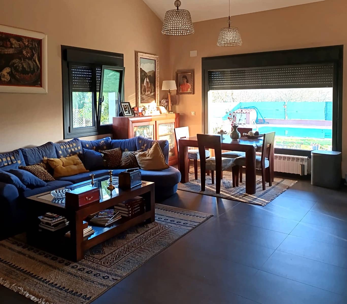 4 soveværelse Finca/Landehus til salg i Verin med swimmingpool garage - € 330.000 (Ref: 8920407)