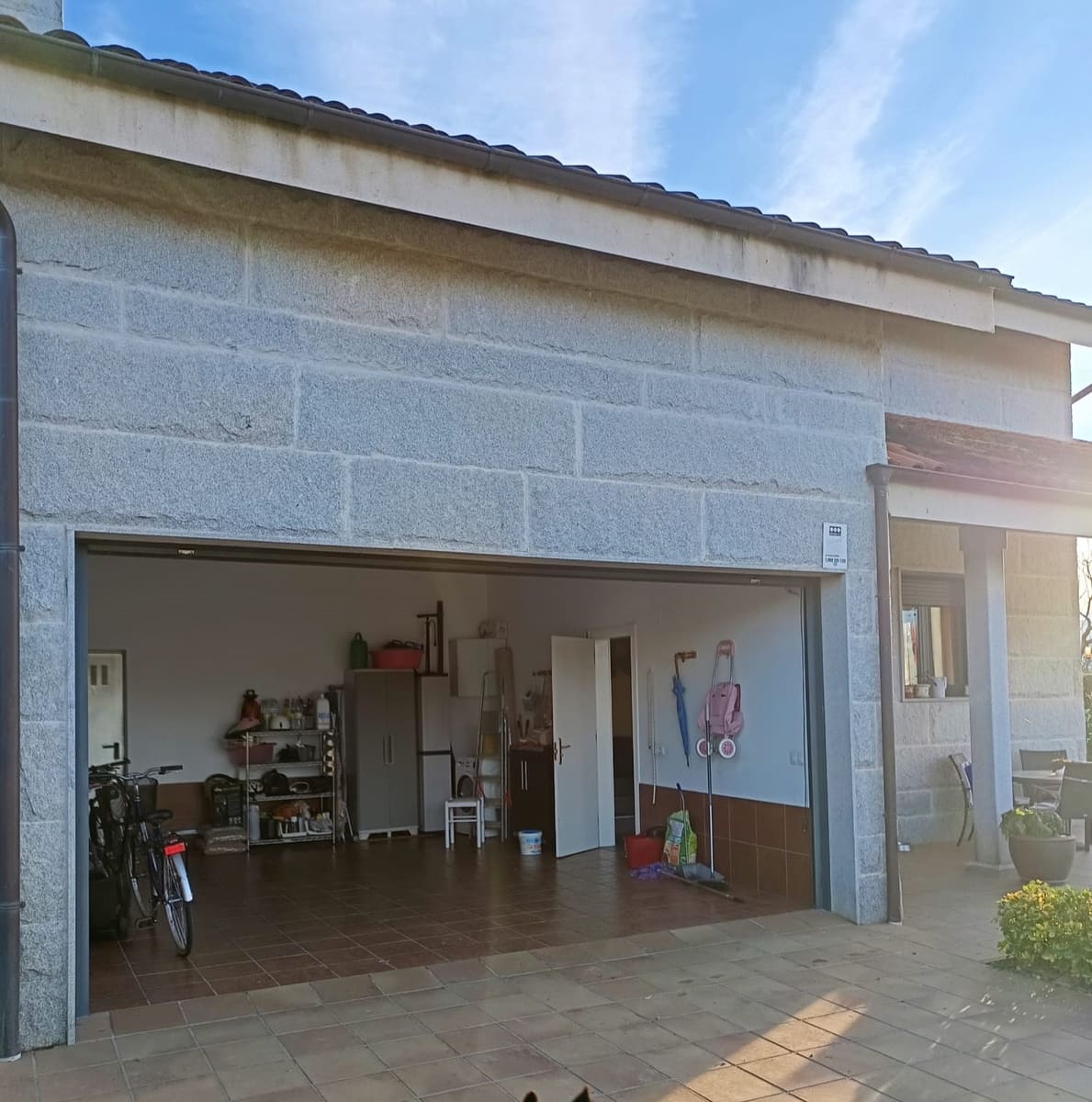 4 soveværelse Finca/Landehus til salg i Verin med swimmingpool garage - € 330.000 (Ref: 8920407)