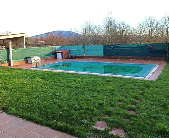 4 makuuhuone Maalaistalo myytävänä paikassa Verín mukana uima-altaan 
autotalli - 330 000 € (Ref: 8920407)