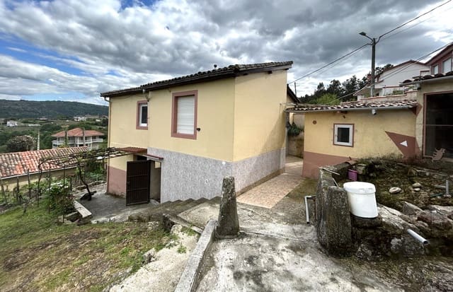 3 makuuhuone Maalaistalo myytävänä paikassa Coles mukana 
autotalli - 149 000 € (Ref: 8949875)