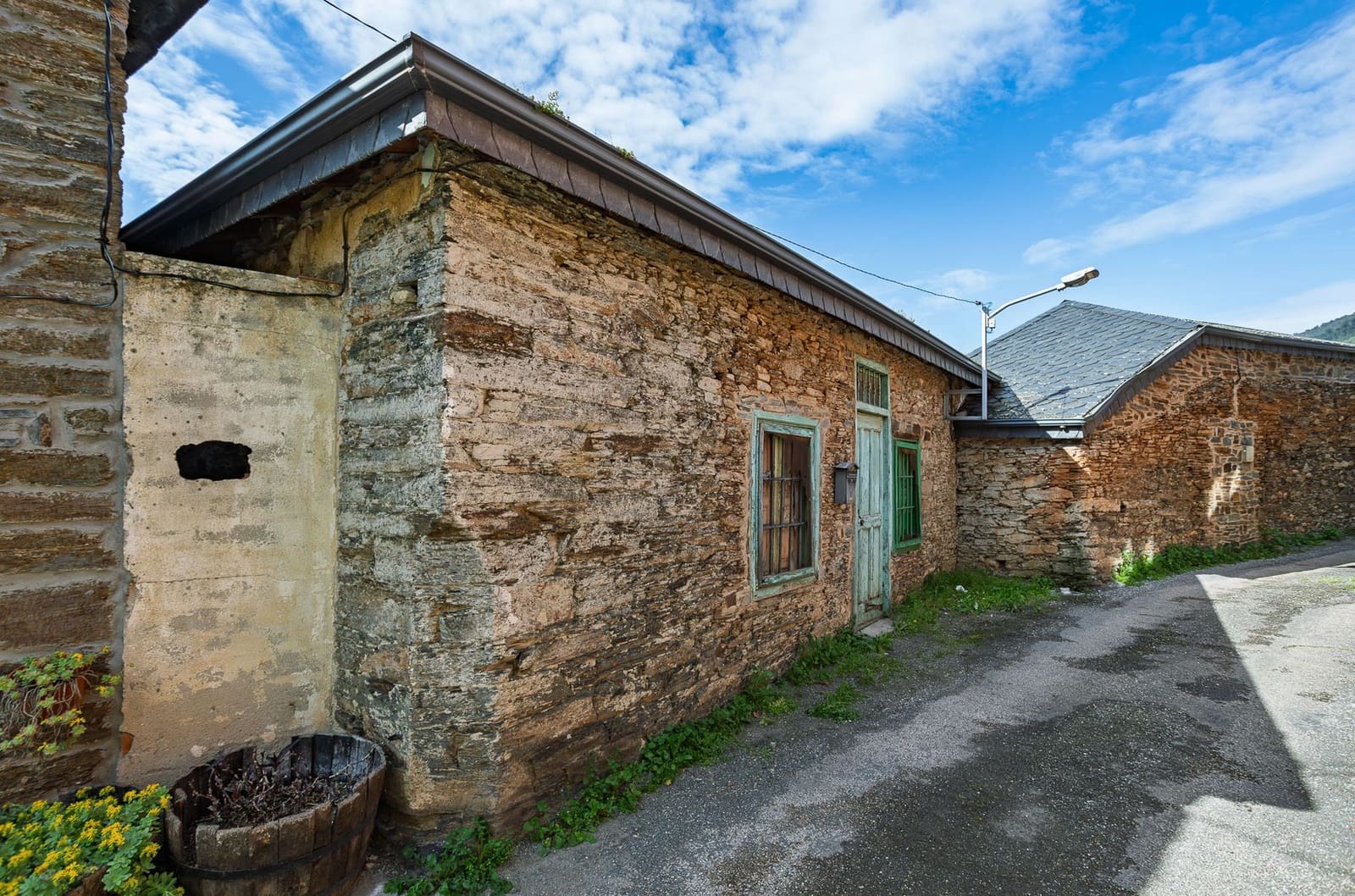 5 soveværelse Finca/Landehus til salg i A Rua - € 150.000 (Ref: 9016437)