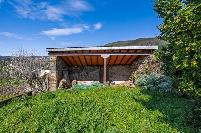 5 makuuhuone Maalaistalo myytävänä paikassa A Rúa - 150 000 € (Ref: 9016437)