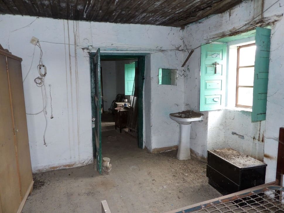 8 soveværelse Finca/Landehus til salg i O Savinao med garage - € 290.000 (Ref: 9072900)