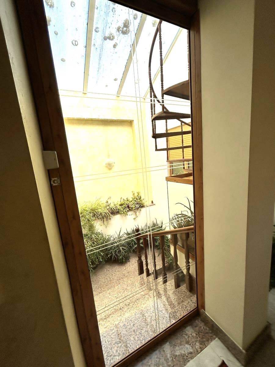 8 soveværelse Finca/Landehus til salg i O Savinao med garage - € 290.000 (Ref: 9072900)