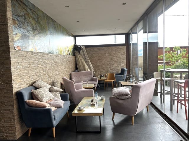 Restaurant/Bar for sale in As Neves - € 390,000 (Ref: 9085975)