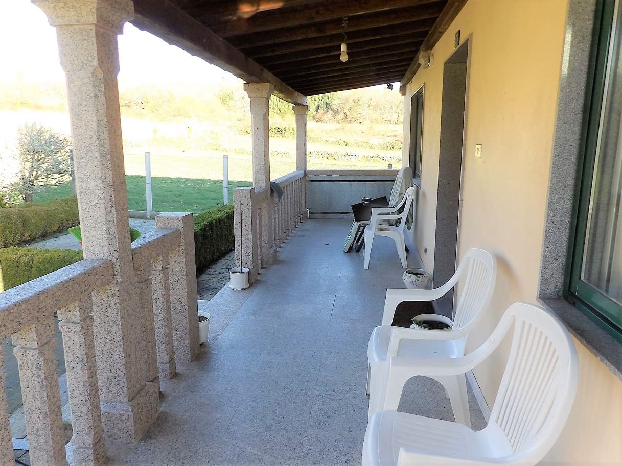 5 soveværelse Finca/Landehus til salg i O Savinao med garage - € 179.900 (Ref: 9101336)