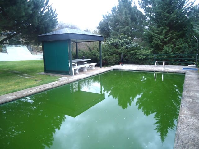 5 sovrum Finca/Hus på landet till salu i Barbadás med pool garage - 460 000 € (Ref: 9112970)