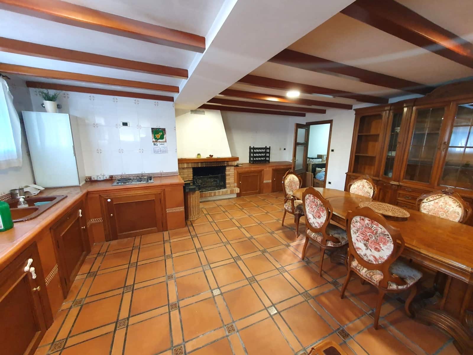 5 soveværelse Finca/Landehus til salg i Barbadas med swimmingpool garage - € 460.000 (Ref: 9112970)