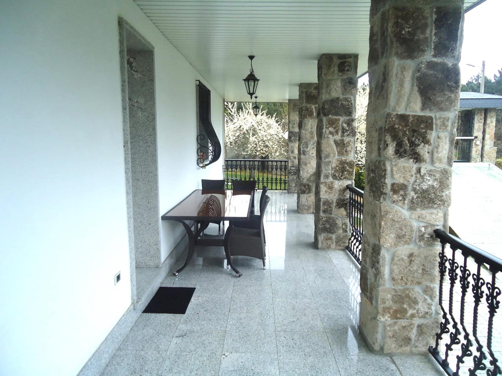 5 soveværelse Finca/Landehus til salg i Barbadas med swimmingpool garage - € 460.000 (Ref: 9112970)