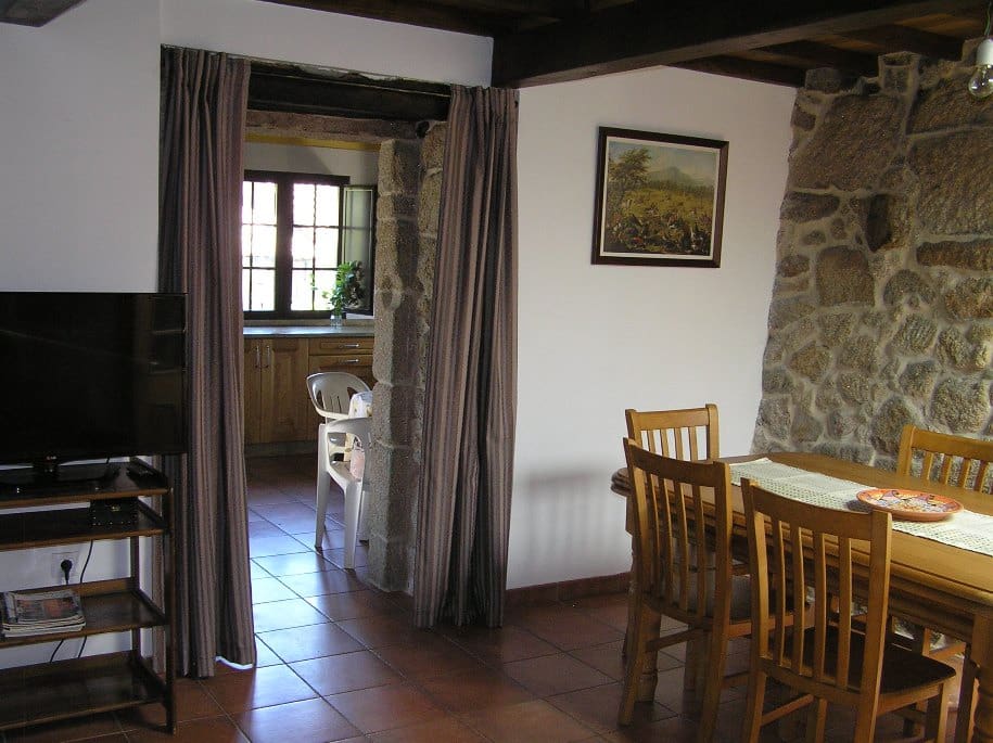 5 soverom Finca/Herregård til salgs i Esgos med garasje - € 135 000 (Ref: 9234858)