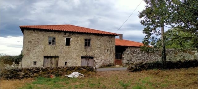 5 sovrum Finca/Hus på landet till salu i O Saviñao med garage - 120 000 € (Ref: 9237699)