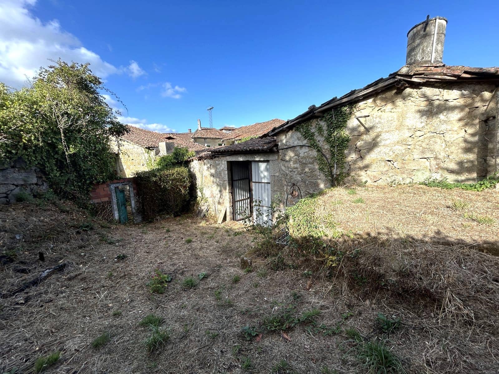 5 soveværelse Finca/Landehus til salg i Taboadela - € 125.000 (Ref: 9245263)