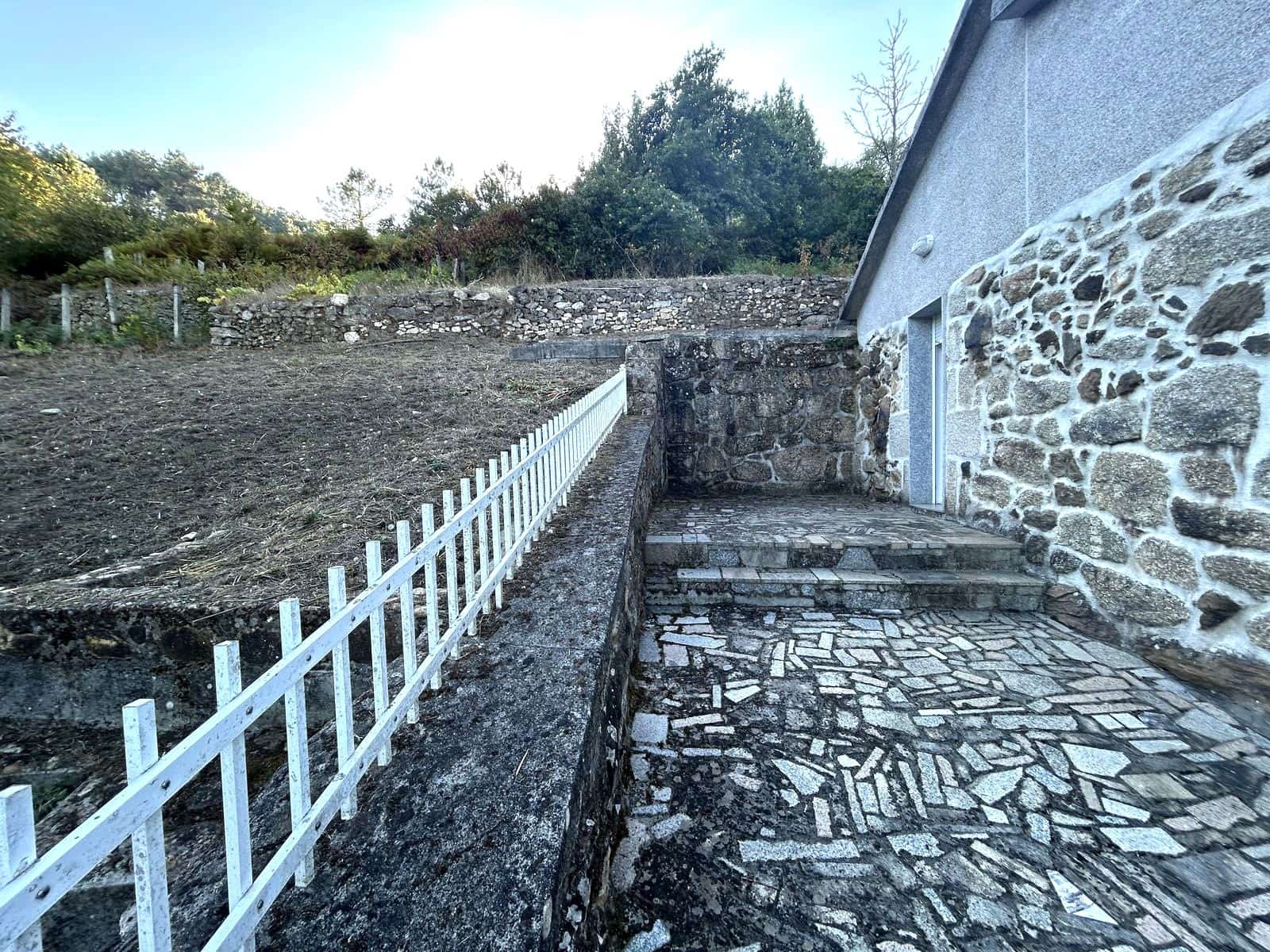 2 soveværelse Finca/Landehus til salg i Castrelo de Mino - € 52.000 (Ref: 9296373)