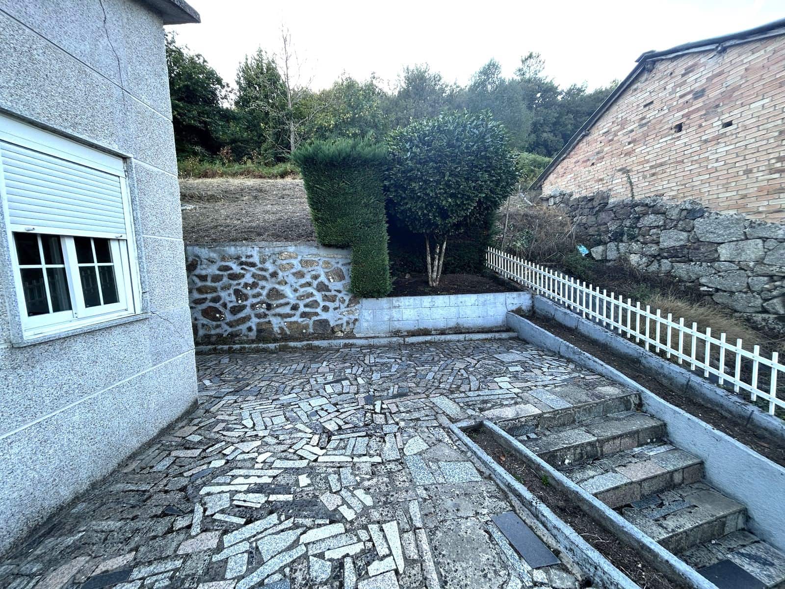 2 soveværelse Finca/Landehus til salg i Castrelo de Mino - € 52.000 (Ref: 9296373)