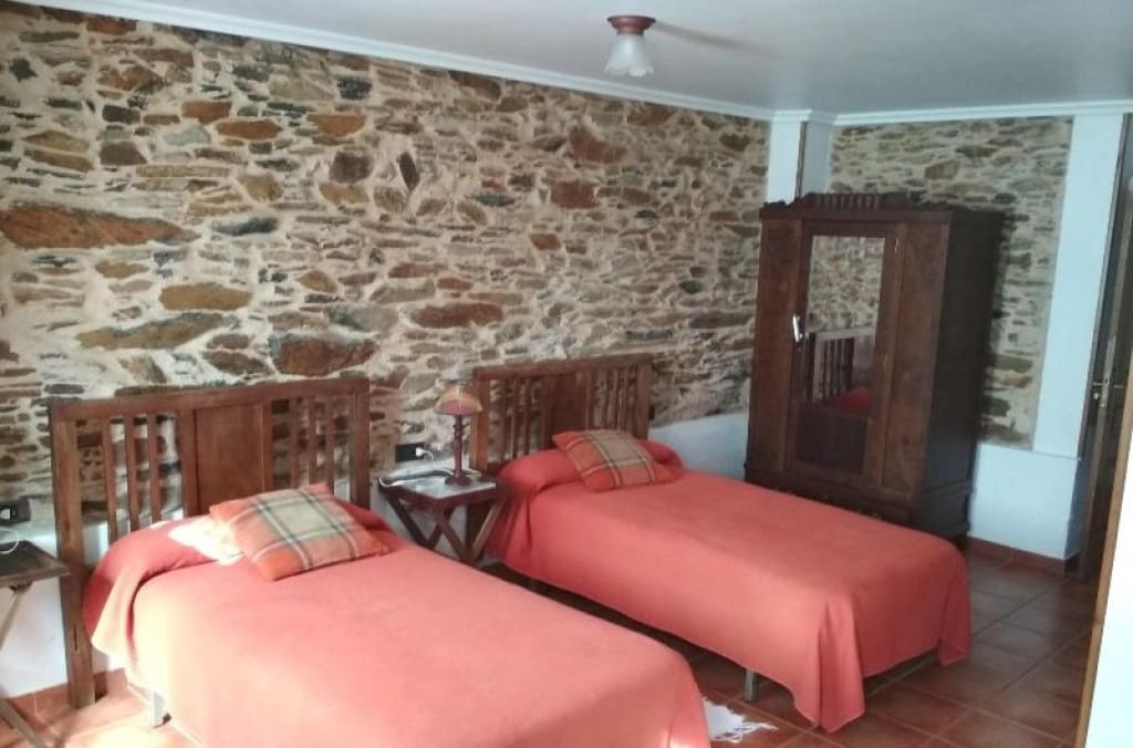 7 soveværelse Finca/Landehus til salg i O Savinao - € 450.000 (Ref: 9301321)