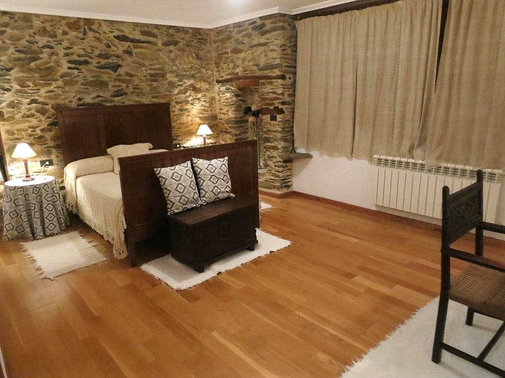 7 soveværelse Finca/Landehus til salg i O Savinao - € 450.000 (Ref: 9301321)