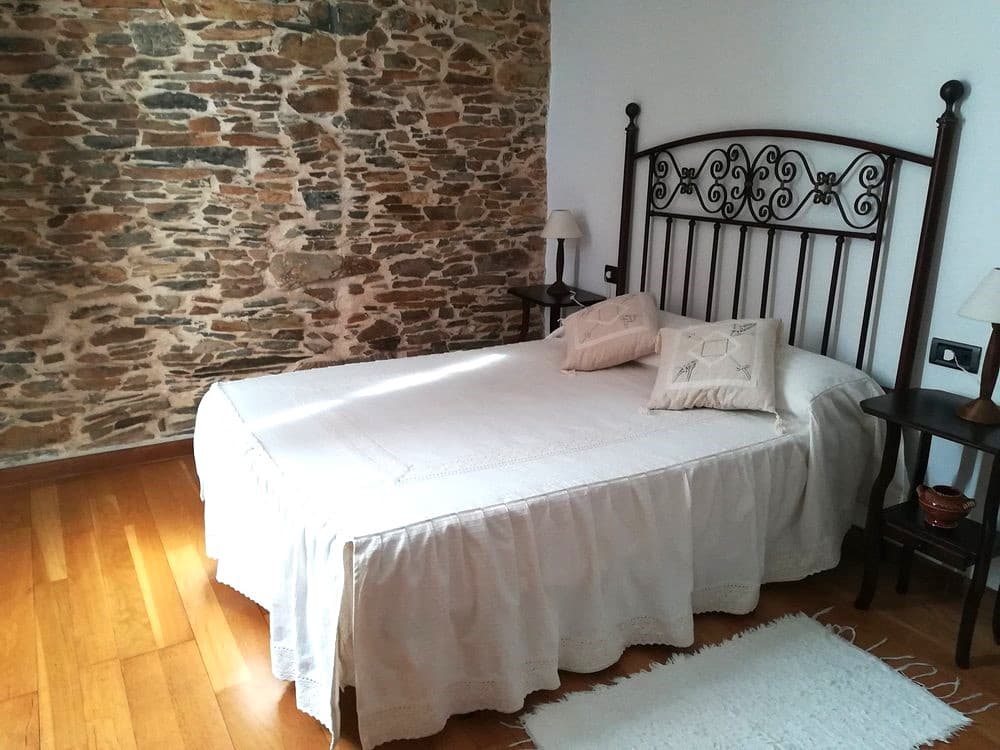 7 soveværelse Finca/Landehus til salg i O Savinao - € 450.000 (Ref: 9301321)