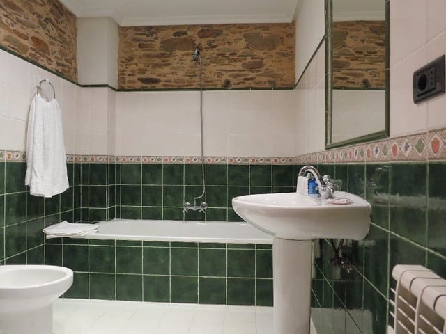 7 sovrum Finca/Hus på landet till salu i O Saviñao - 450 000 € (Ref: 9301321)