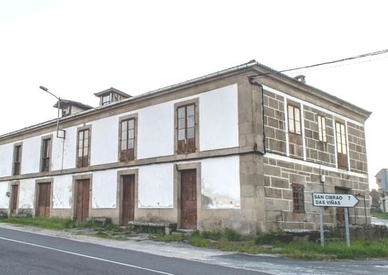 Finca/Casa Rural de 6 habitaciones en Taboadela en venta - 100.000 € (Ref: 9467641)