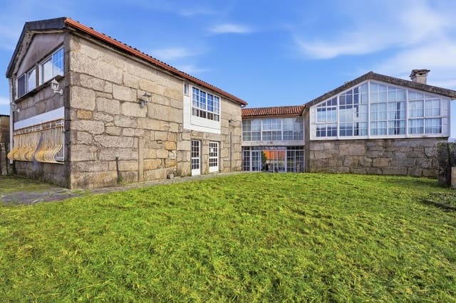 11 sovrum Finca/Hus på landet till salu i Ponteareas med pool garage - 465 000 € (Ref: 9641390)