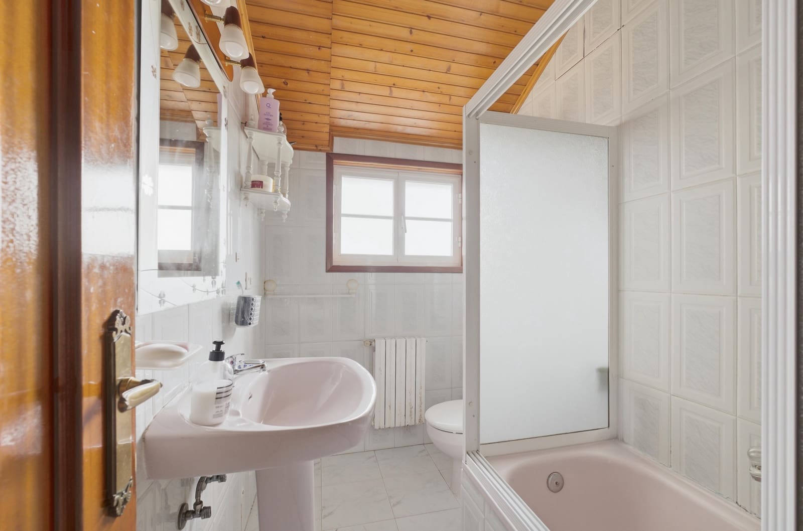 11 sovrum Finca/Hus på landet till salu i Ponteareas med pool garage - 465 000 € (Ref: 9641390)