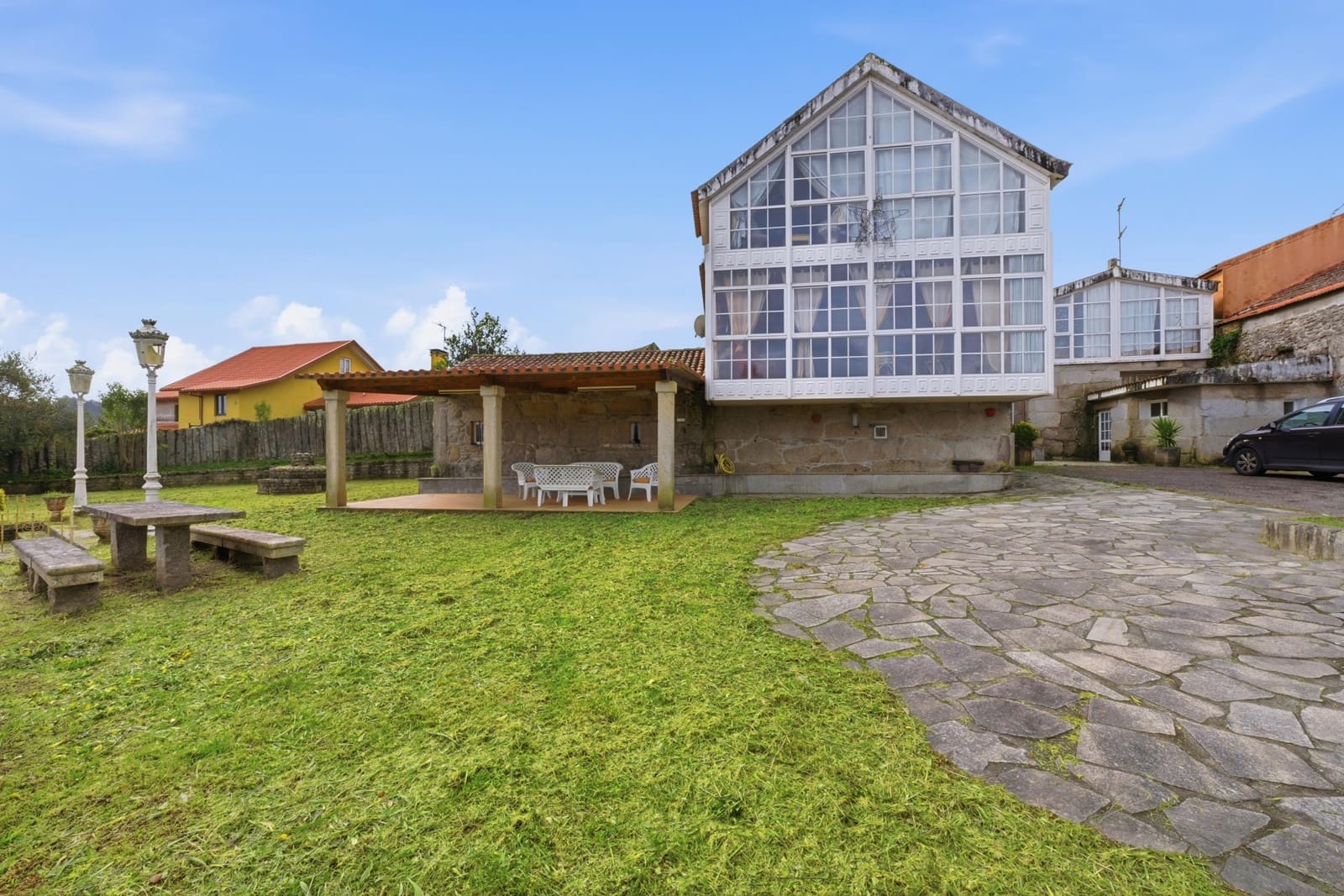 11 sovrum Finca/Hus på landet till salu i Ponteareas med pool garage - 465 000 € (Ref: 9641390)