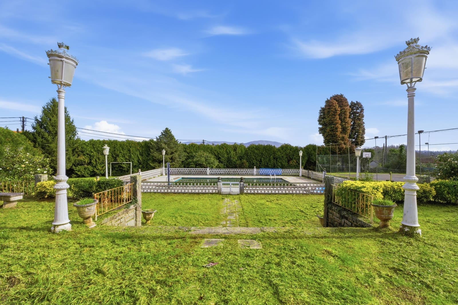 11 sovrum Finca/Hus på landet till salu i Ponteareas med pool garage - 465 000 € (Ref: 9641390)