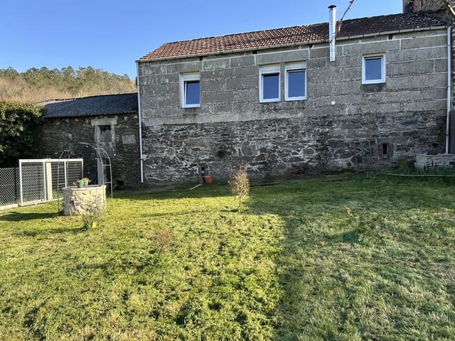 4 soveværelse Finca/Landehus til salg i Boborás - € 75.000 (Ref: 9694402)