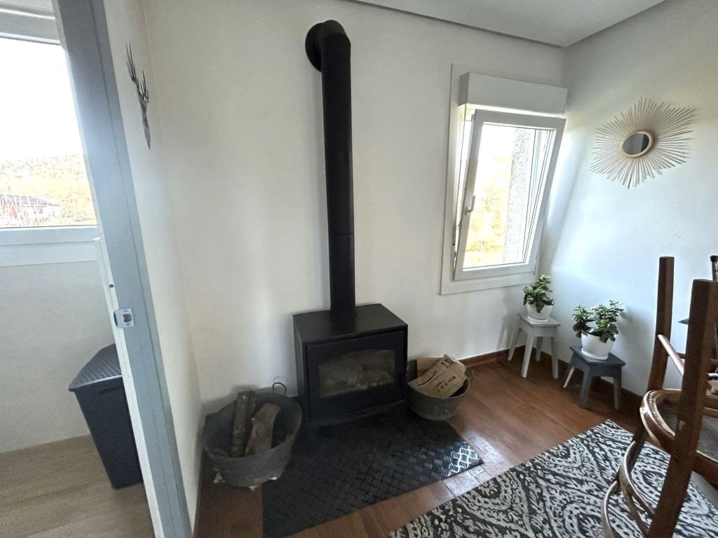 4 bedroom Finca/Country House for sale in Boboras - € 75,000 (Ref: 9694402)