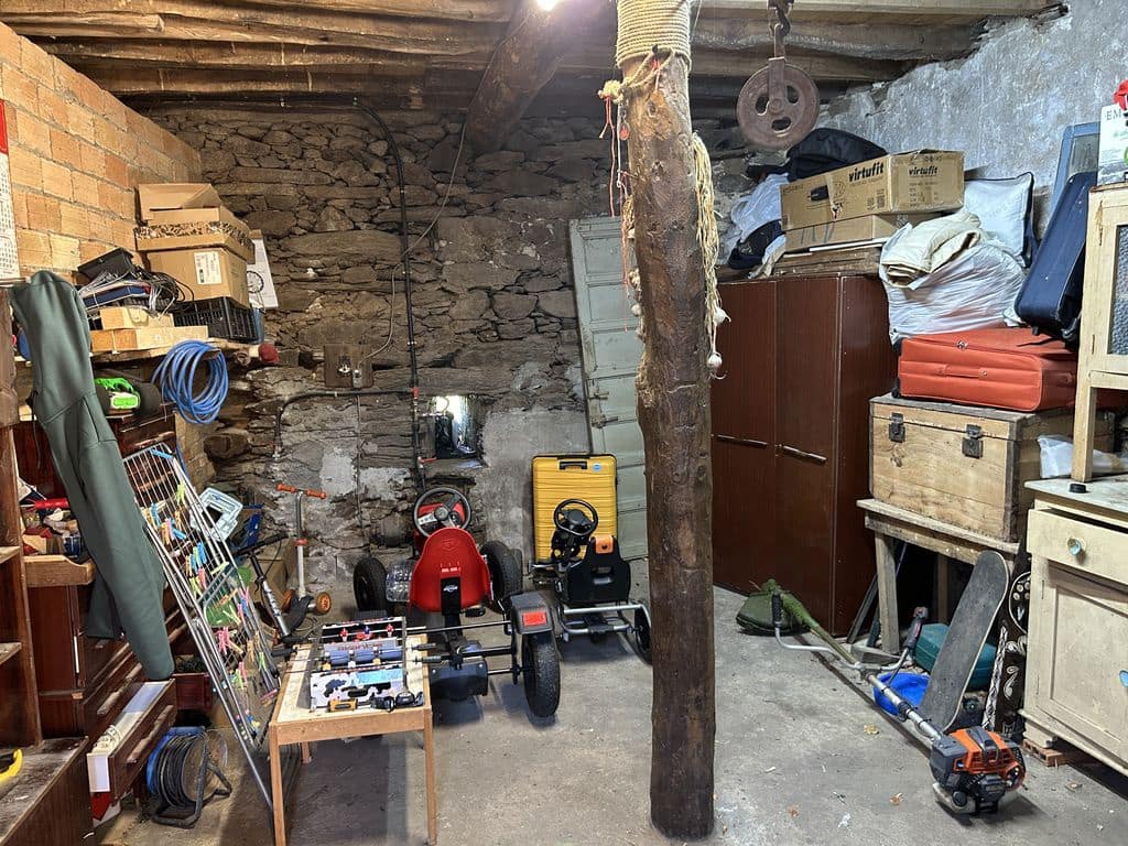 4 bedroom Finca/Country House for sale in Boboras - € 75,000 (Ref: 9694402)