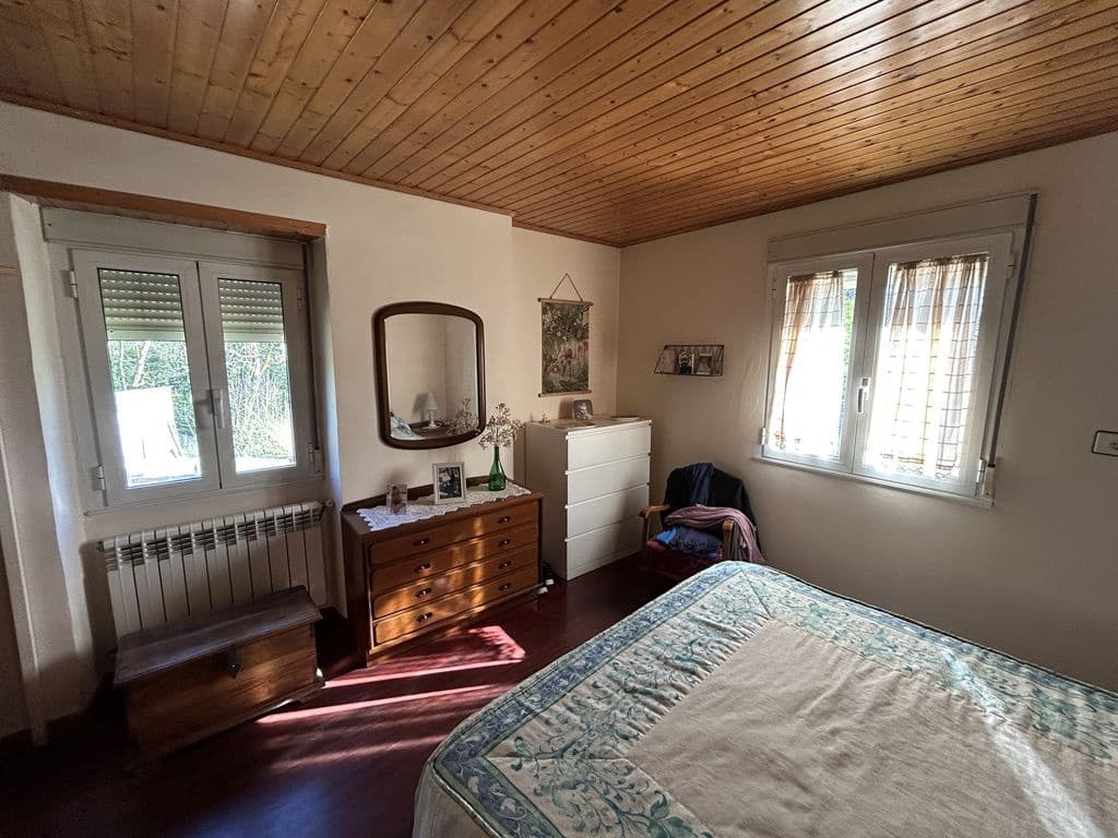 4 bedroom Finca/Country House for sale in A Pobra de Brollon - € 110,000 (Ref: 9734088)