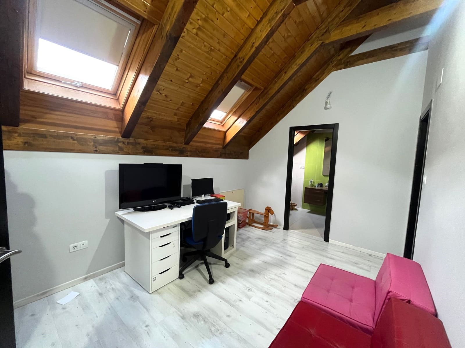 4 soveværelse Finca/Landehus til salg i O Barco de Valdeorras - € 320.000 (Ref: 9815255)