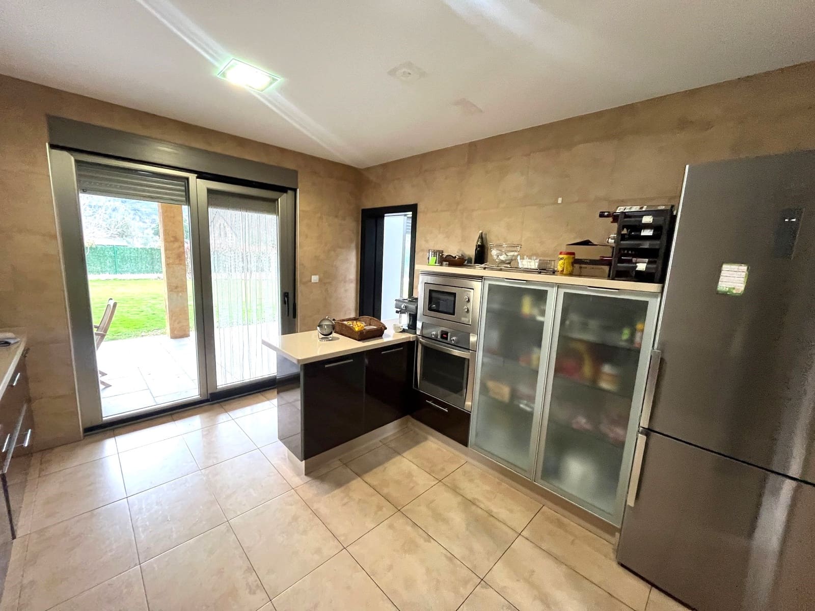 4 soveværelse Finca/Landehus til salg i O Barco de Valdeorras - € 320.000 (Ref: 9815255)