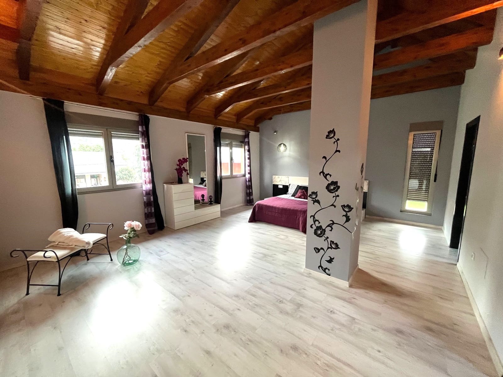 4 soveværelse Finca/Landehus til salg i O Barco de Valdeorras - € 320.000 (Ref: 9815255)