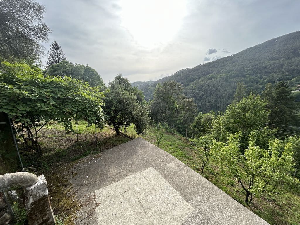 4 bedroom Finca/Country House for sale in Nogueira de Ramuin - € 104,000 (Ref: 9848364)