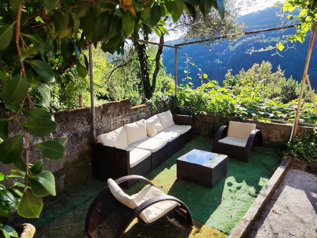 4 soveværelse Finca/Landehus til salg i Nogueira de Ramuín - € 104.000 (Ref: 9848364)