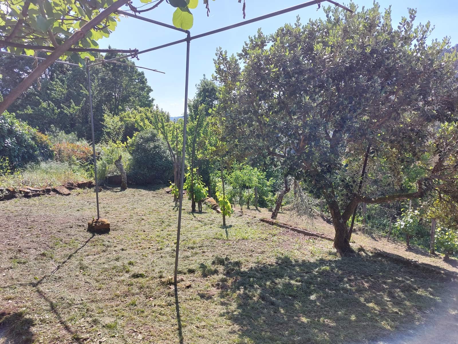 4 bedroom Finca/Country House for sale in Nogueira de Ramuin - € 104,000 (Ref: 9848364)