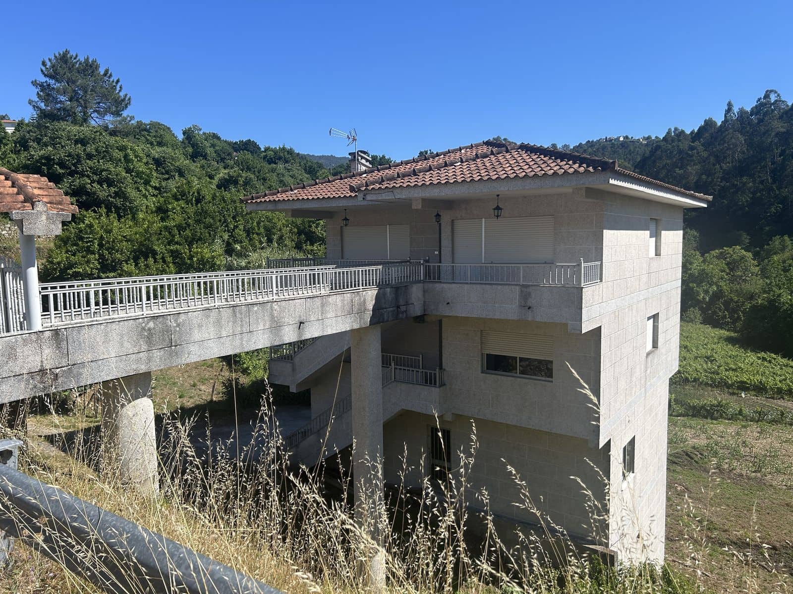 2 bedroom Finca/Country House for sale in Padrenda with garage - € 135,000 (Ref: 9894838)