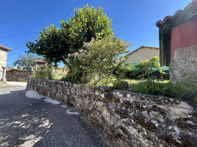 3 bedroom Finca/Country House for sale in Ourense city - € 168,000 (Ref: 9895463)